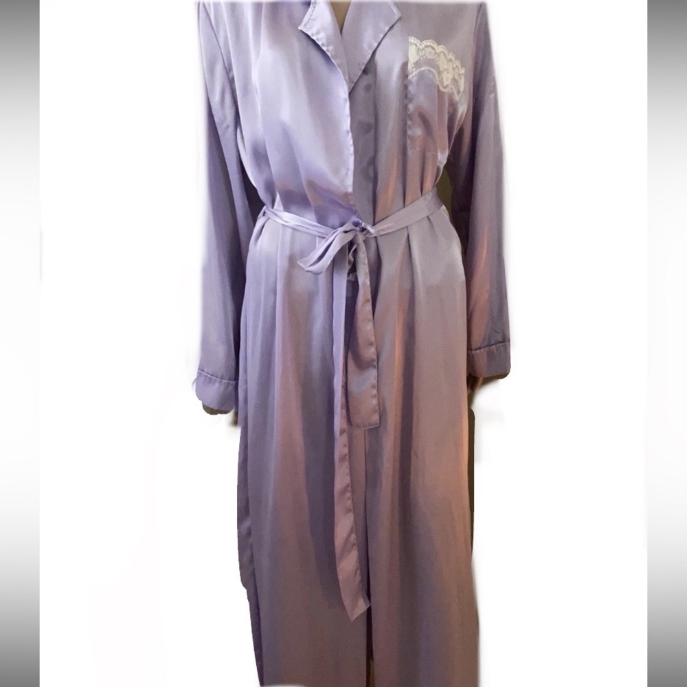 Morgan Taylor Soft Purple Women's Robe